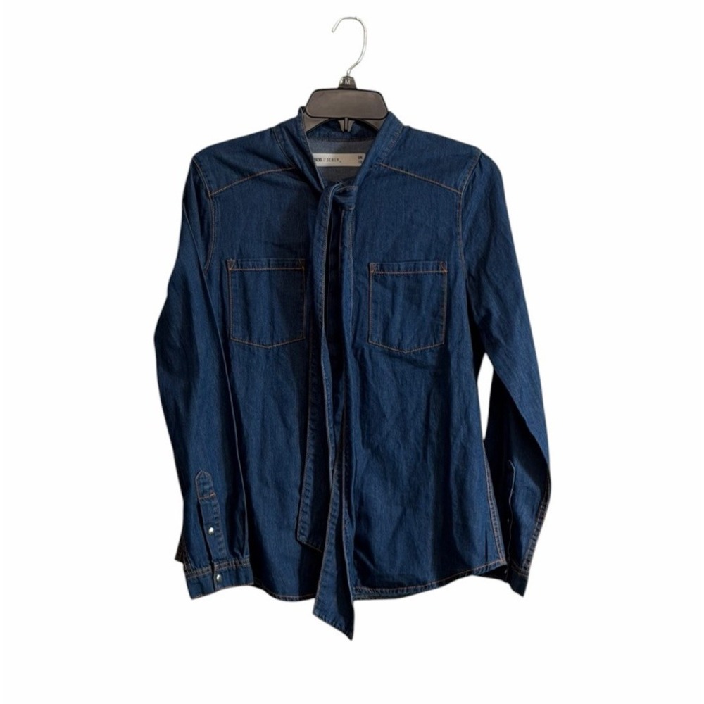 Asos Chambray Tie Neck Shirt Women Small Blue Denim Western Country Chic